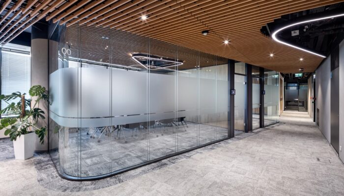 reprezentacyjna sala konferencyjna, szkło