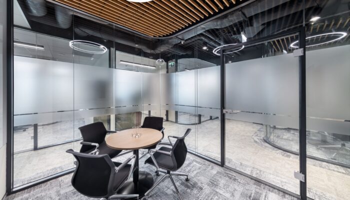 salka konferencyjna ze szkłem giętym ESPES